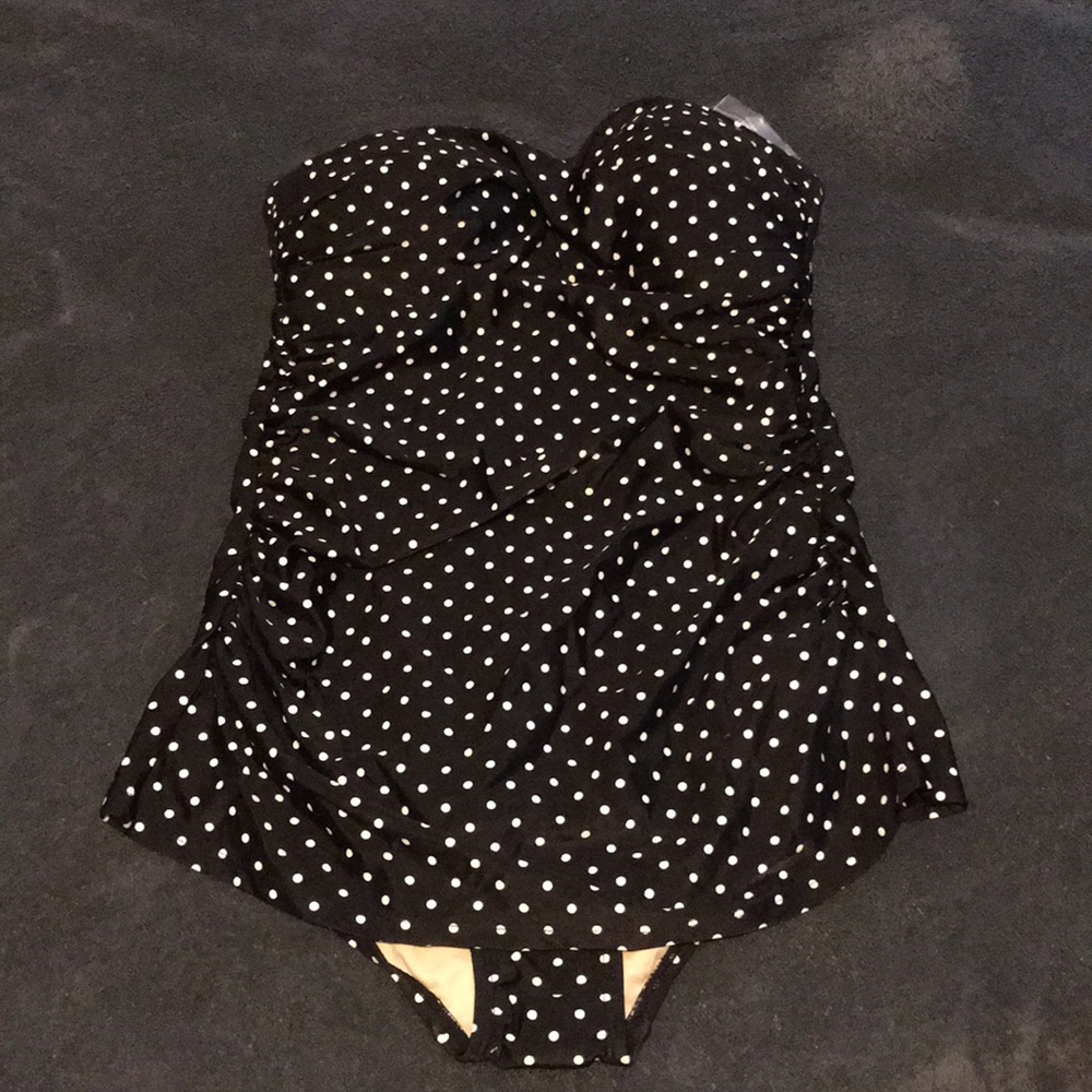 One piece bathing suit